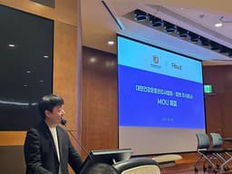 센터 사진