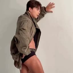 센터 사진