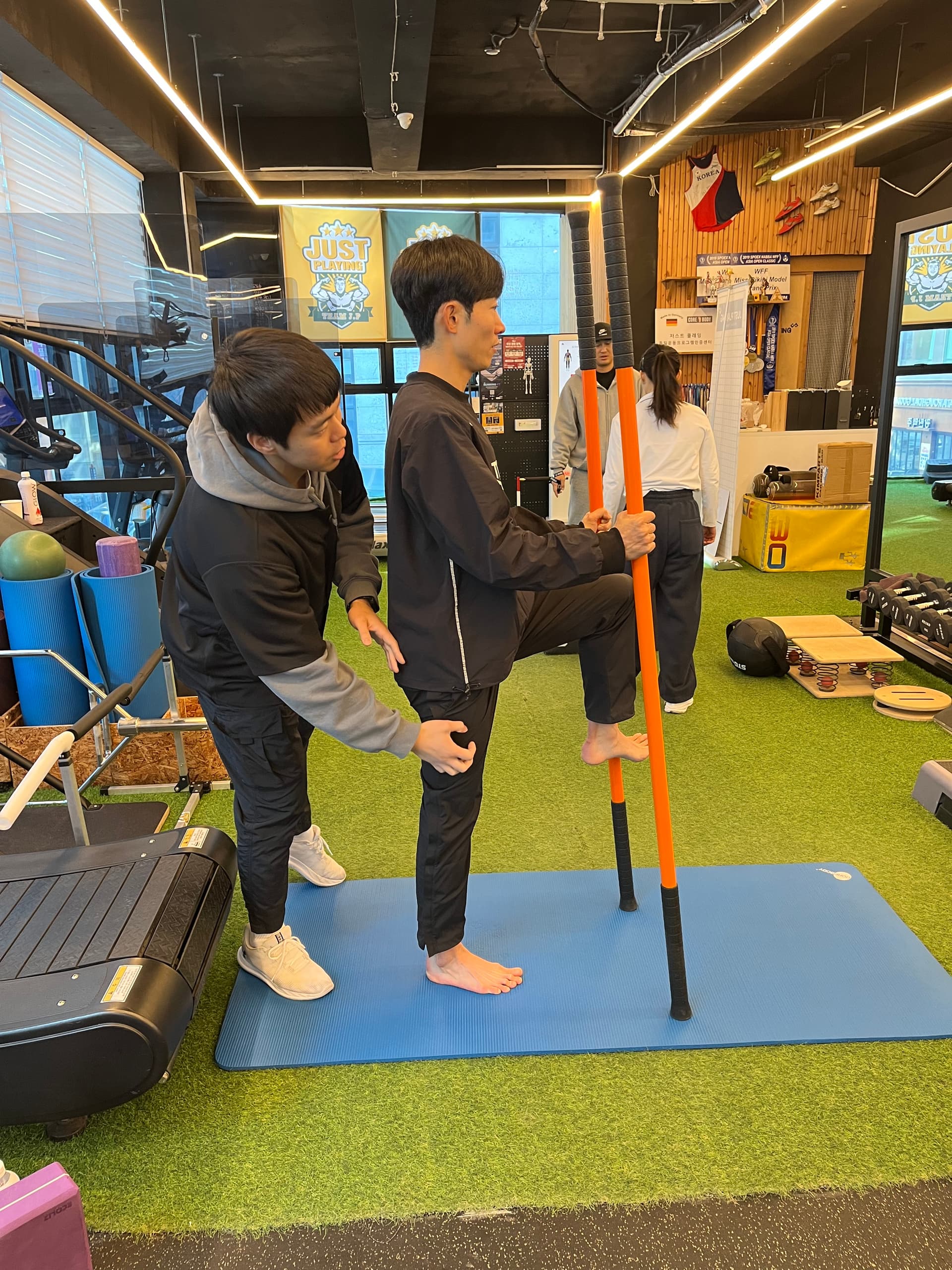 센터 사진