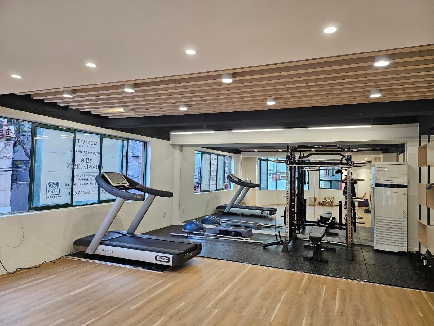 센터 사진