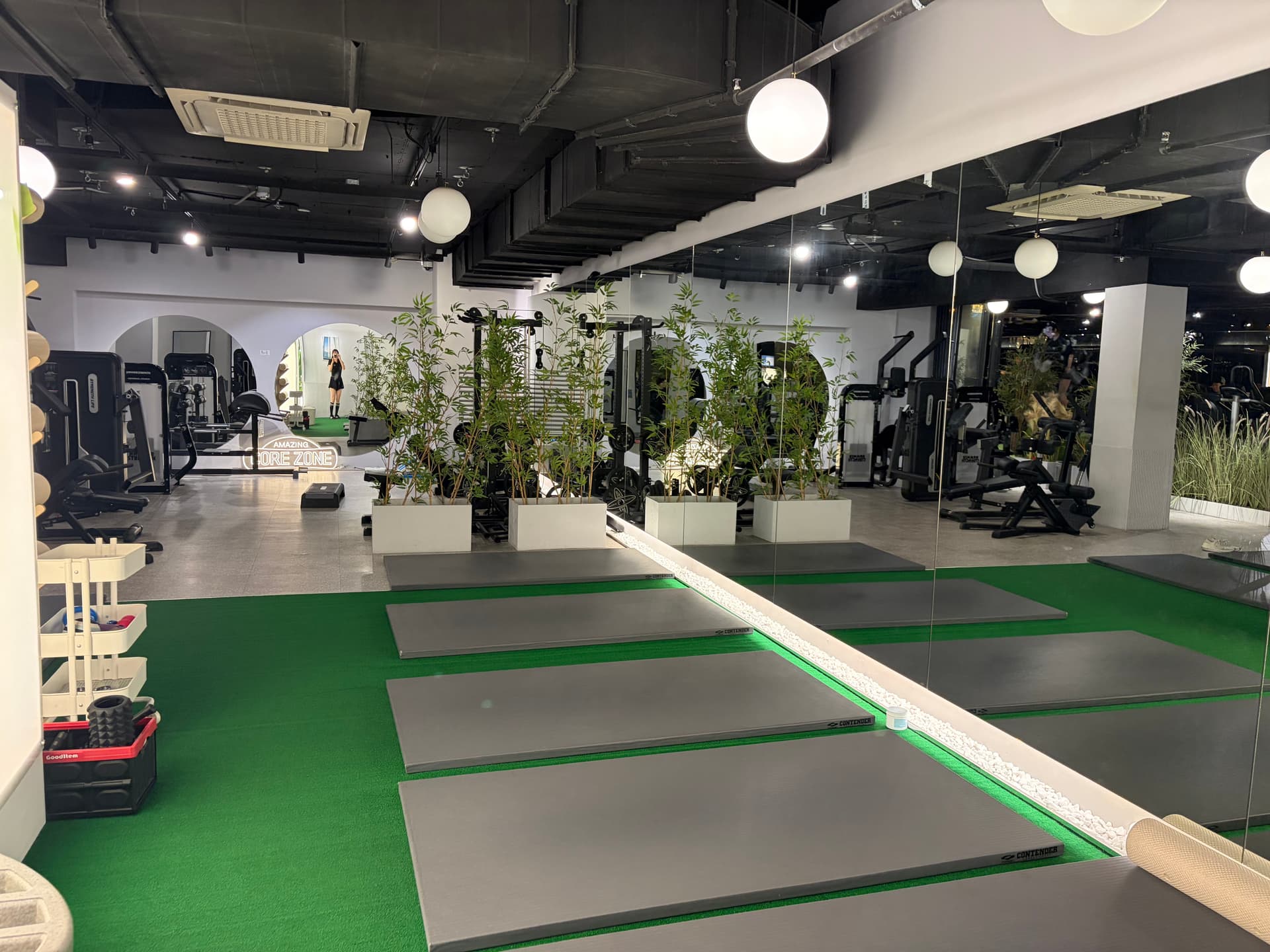 센터 사진